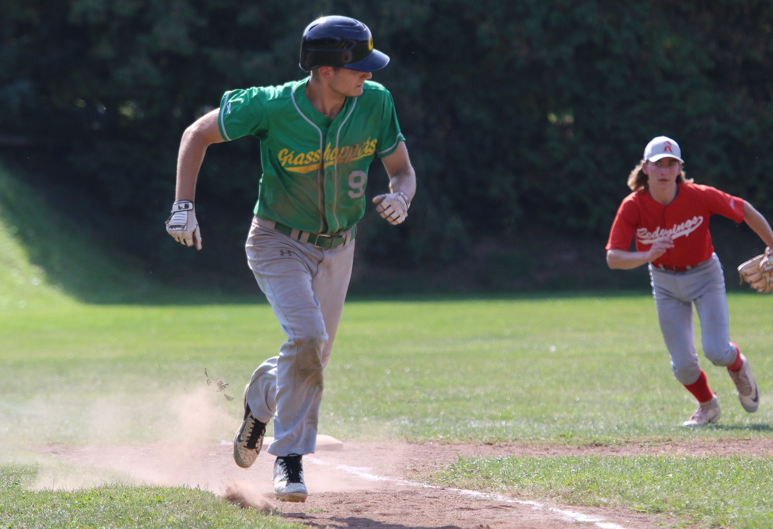 David Nassos auf dem Weg nach Homeplate (Archivfoto 2020)